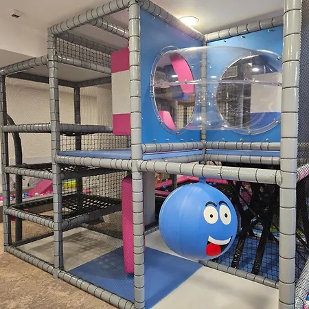 Luxury Square Apartamento Dolny Kubin