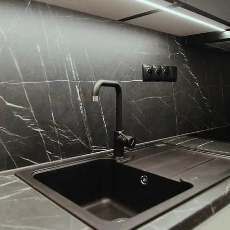 Luxury Square Apartment Dolny Kubin