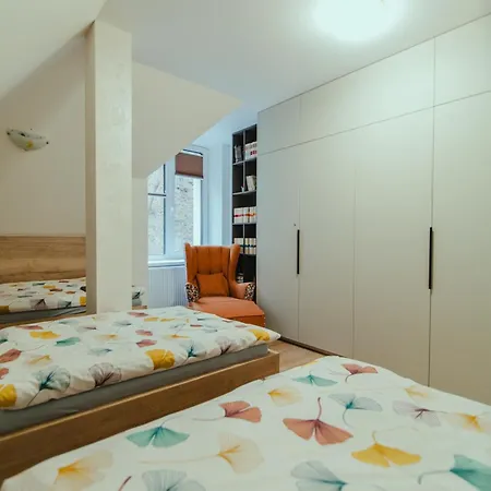 Luxury Square Apartment Dolny Kubin